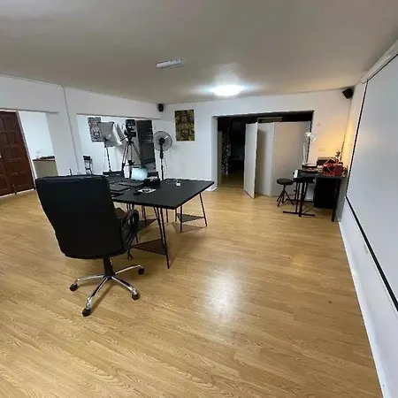 Estudio En El Corazon De Такоронте