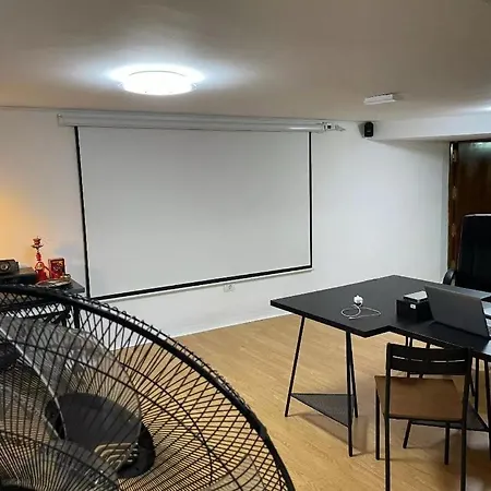 Estudio En El Corazon De Такоронте